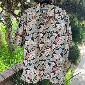 Cooke Street Floral‎ Print Fabric in Black and Green Hawaiian print size XL